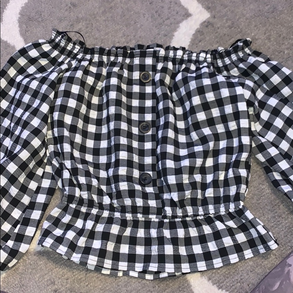 Off the shoulder H&M shirt